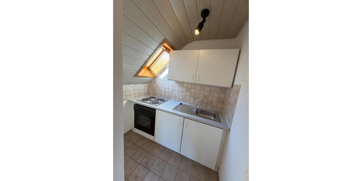 Dachgeschoßwohnung Bad Rappenau - 2 Zimmer, 45 m&sup2;, 550&euro; | Angebot:26384419