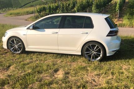 VW Golf 115.000 km 22.400 € Bretzfeld 74626