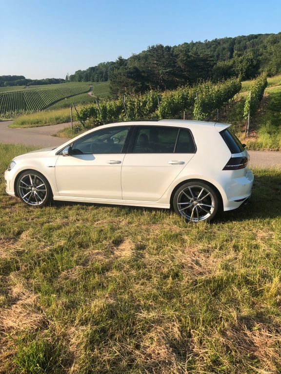 VW Golf 115.000 km 22.400 € Bretzfeld 74626