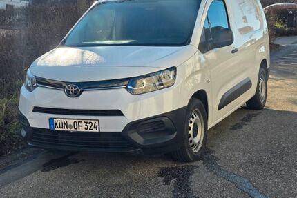 Toyota Proace City 89.000 km 13.999 &euro; Öhringen 74613