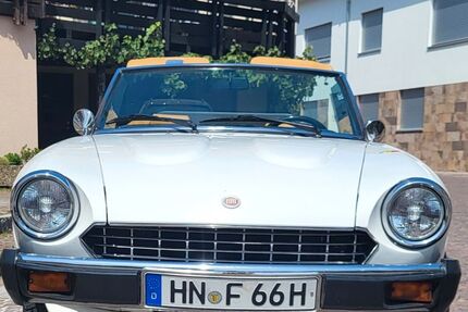 Fiat 124 Spider 93.982 km 10.500 &euro; Heilbronn 74076