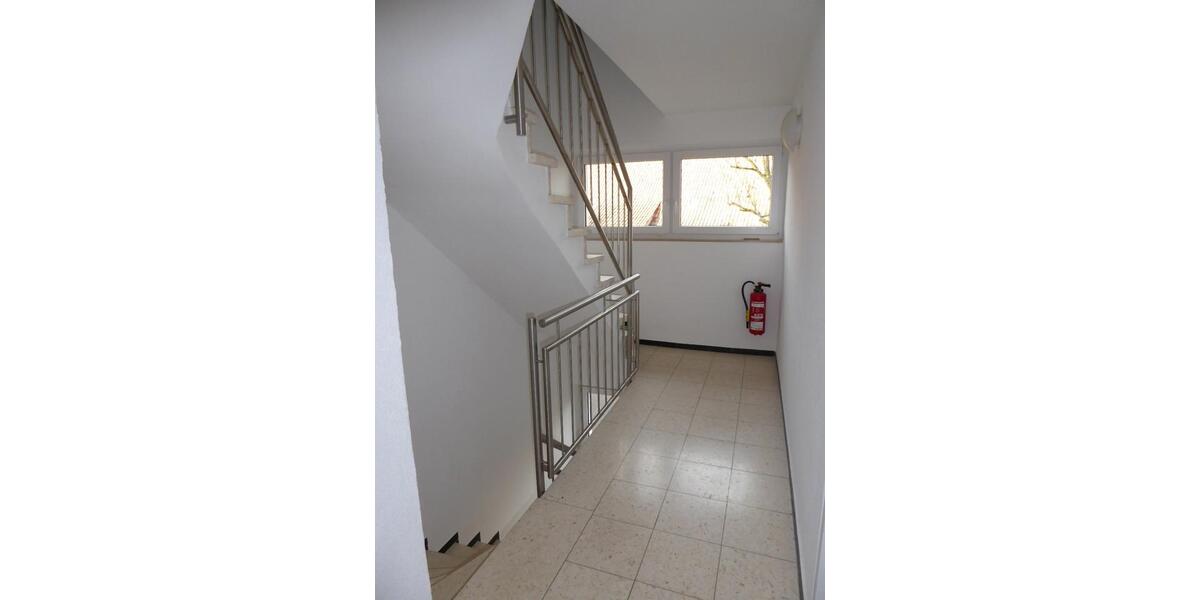 Etagenwohnung Ludwigsburg Hoheneck - 3.5 Zimmer, 77 m&sup2;, 264.000&euro; | Angebot:26088055