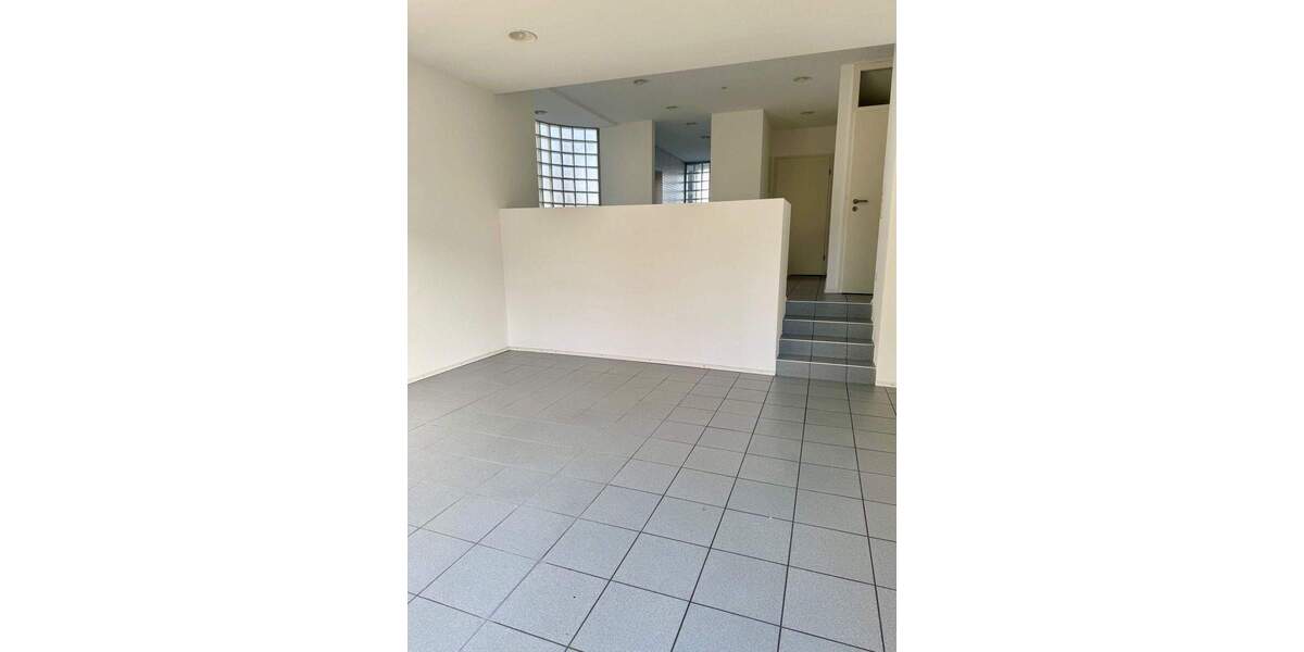 GERADLINIG: MODERNES, LOFTARTIGES HAUS MIT ZWEI STELLPLÄTZEN! 3 zimmer