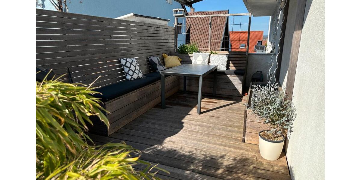 Helle 4½ Zimmer-Wohnung mit Terasse, inkl.Garage *PROVISIONSFREI* 4.5 zimmer