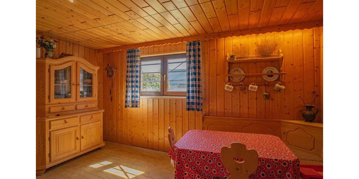 Einfamilienhaus Sulzfeld - 7 Zimmer, 230 m&sup2;, 520.000&euro; | Angebot:26592934