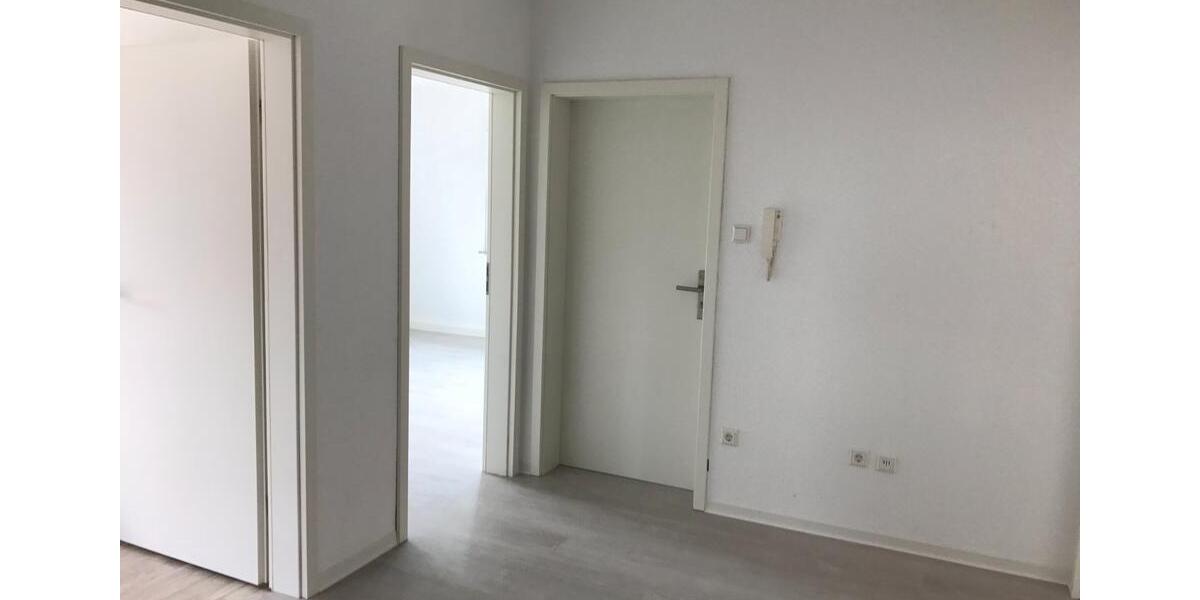 Etagenwohnung Gundelsheim - 3 Zimmer, 88 m&sup2;, 900&euro; | Angebot:26195039