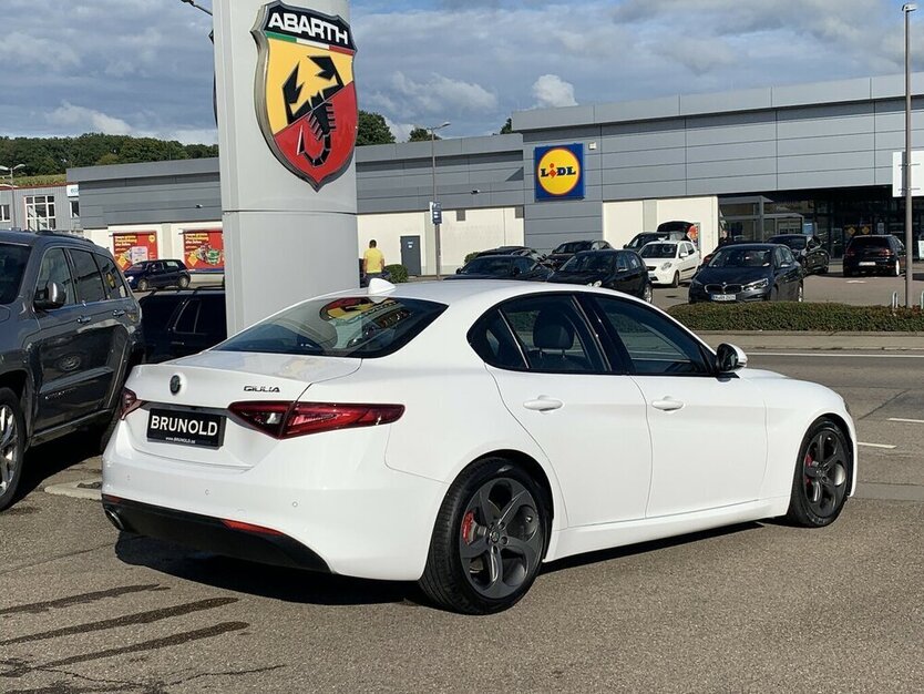 Giulia Super