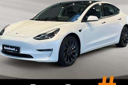 Tesla Model 3 52.574 km 33.789 € Neckarsulm-Obereisesheim 74172