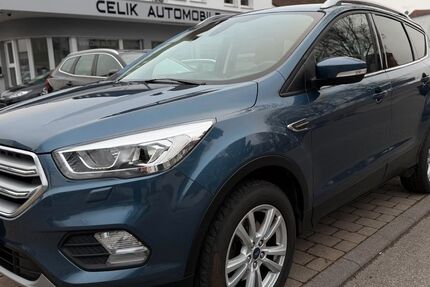 Ford Kuga 84.000 km 8.990 &euro; Neckarsulm 74172