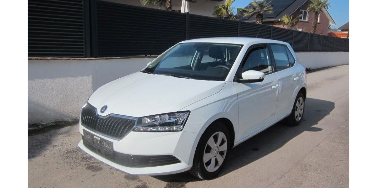Skoda Fabia 232.000 km 8.690 &euro; Öhringen-Cappel 74613