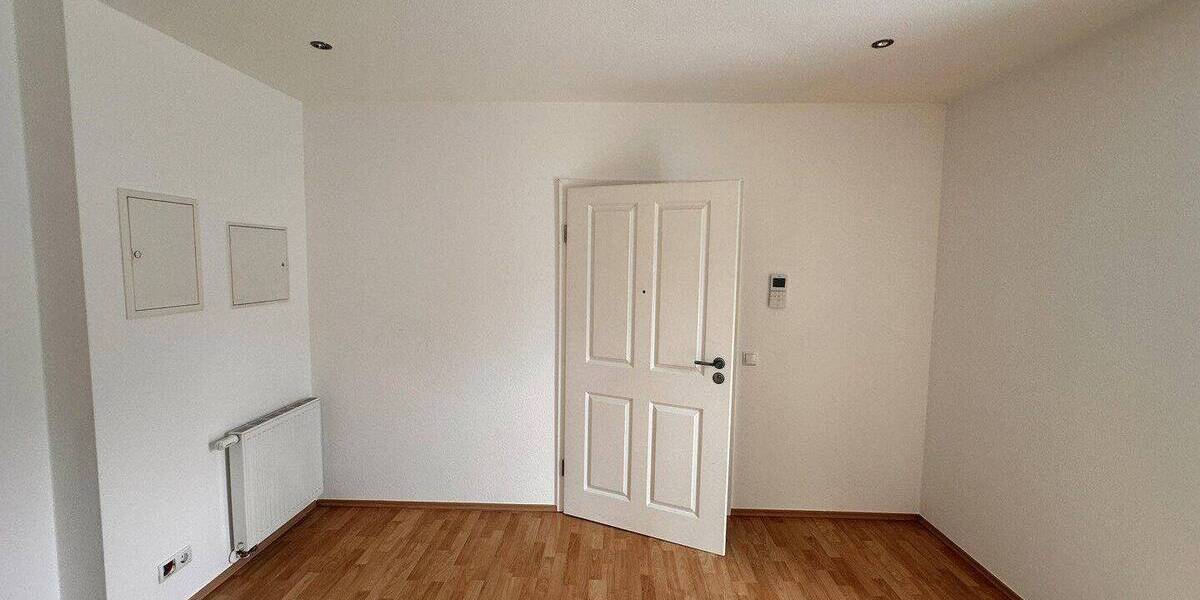 Etagenwohnung Sinsheim-Hilsbach Hilsbach - 3 Zimmer, 79 m&sup2;, 890&euro; | Angebot:26877216