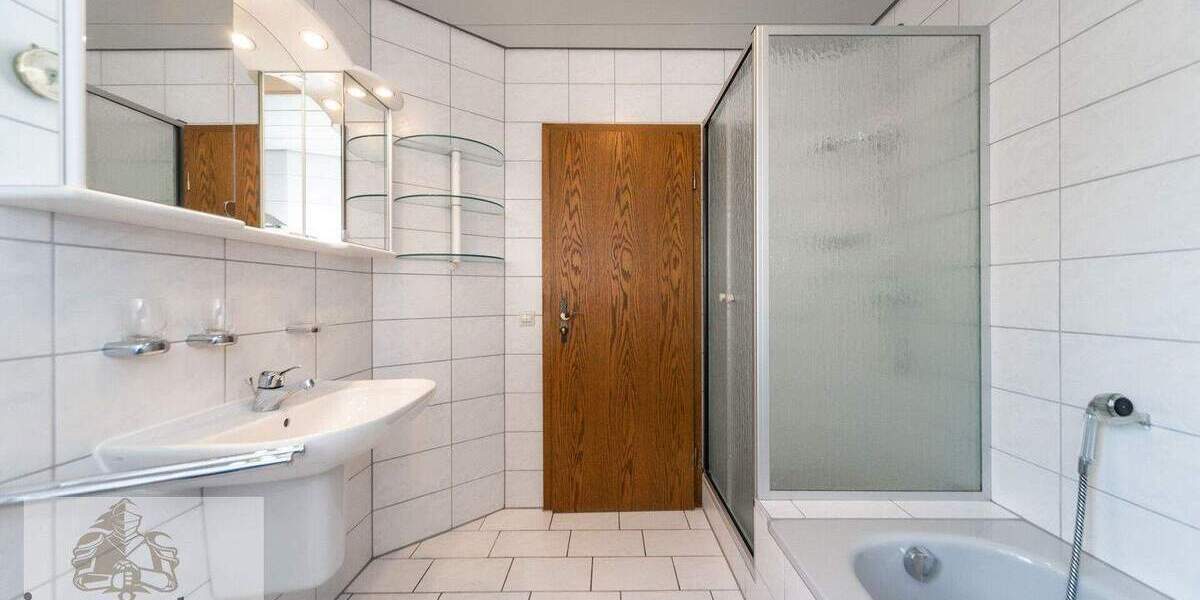 Einfamilienhaus Neckarsulm - 5 Zimmer, 146 m&sup2;, 599.000&euro; | Angebot:24778572