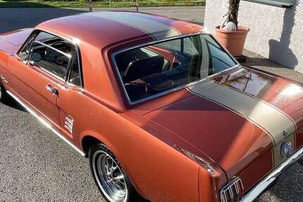 Ford Mustang 9.999 km 37.880 &euro; Wüstenrot 71543