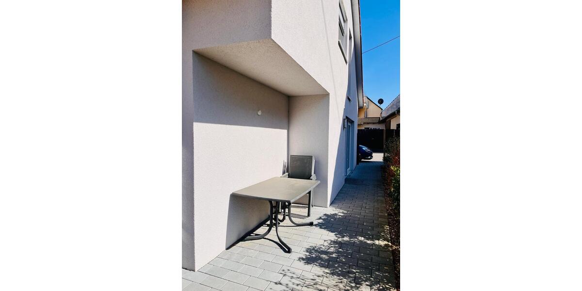 Erdgeschoßwohnung Neuenstadt am Kocher - 3.5 Zimmer, 105 m&sup2;, 1.280&euro; | Angebot:26493404