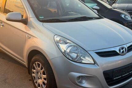 Hyundai i20 109.000 km 2.250 &euro; Gundelsheim 74831