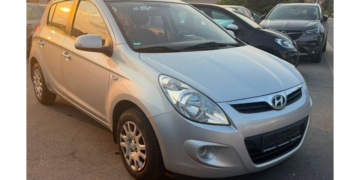Hyundai i20 109.000 km 2.250 &euro; Gundelsheim 74831