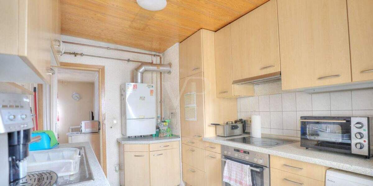 Mehrfamilienhaus, Wohnhaus Heilbronn / Böckingen Böckingen - 9 Zimmer, 160 m&sup2;, 385.000&euro; | Angebot:25067247