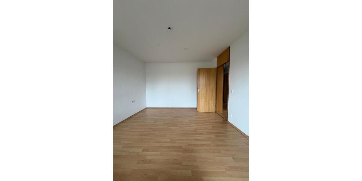 Einfamilienhaus Backnang - 3.5 Zimmer, 119 m&sup2;, 1.320&euro; | Angebot:25380390