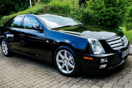 Cadillac STS 50.300 km 18.900 &euro; Großerlach 71577