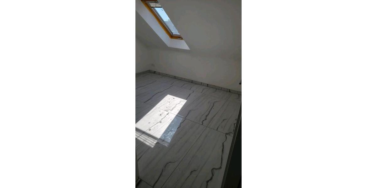 Dachgeschoßwohnung Heilbronn Horkheim - 3 Zimmer, 62 m&sup2;, 900&euro; | Angebot:26297524