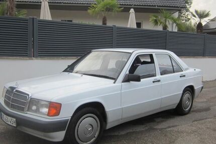Mercedes-Benz 190 203.000 km 5.990 &euro; Öhringen-Cappel 74613