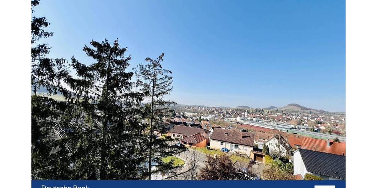 Hier dürfen Sie einziehen: 3,5-Zimmer auf rund 90 m², Westbalkon und Garage 3 zimmer