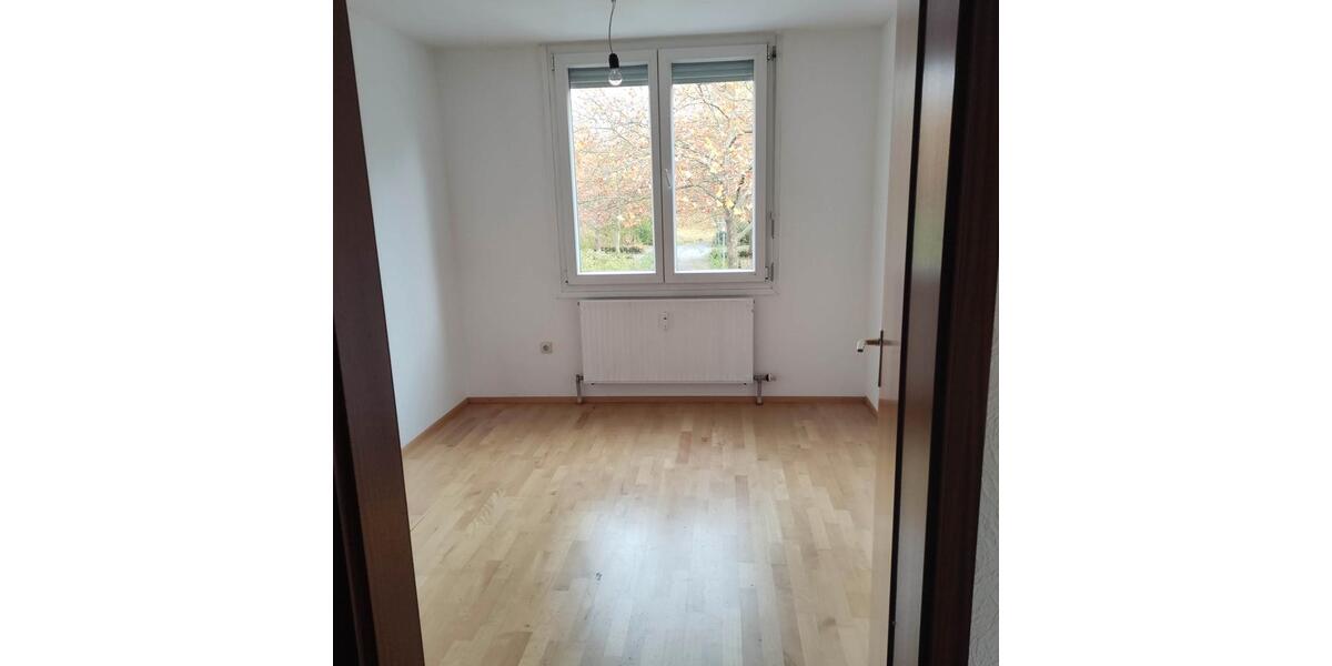 Etagenwohnung Heilbronn Horkheim - 4 Zimmer, 92 m&sup2;, 318.000&euro; | Angebot:26111005