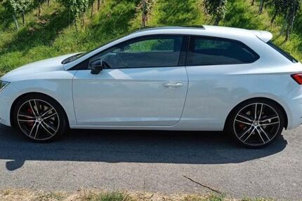 Seat Leon 137.000 km 16.900 € Obersulm 74182