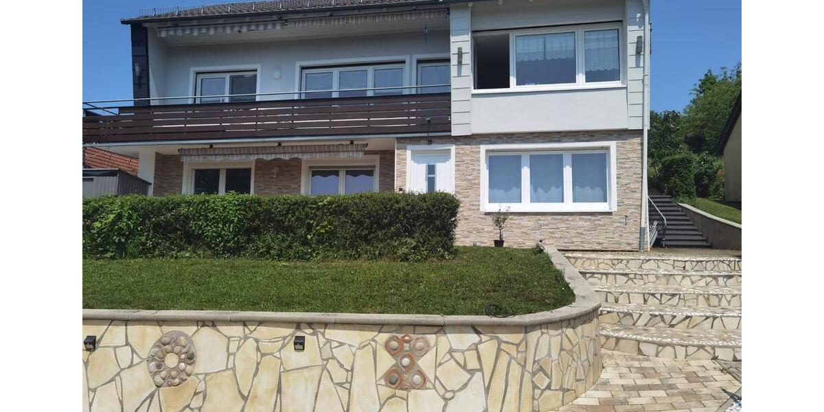 Reihenhaus Öhringen - 8 Zimmer, 240 m&sup2;, 629.000&euro; | Angebot:26324758