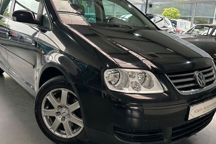 VW Touran 272.000 km 2.390 &euro; Forchtenberg 74670