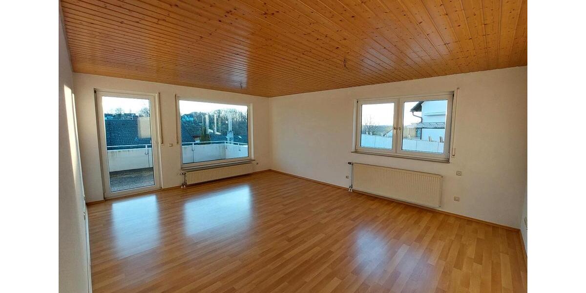 Erdgeschoßwohnung Marbach am Neckar - 4 Zimmer, 121 m&sup2;, 1.290&euro; | Angebot:26385529