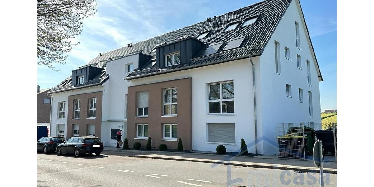 Dachgeschoßwohnung Freiberg am Neckar - 4.5 Zimmer, 98 m&sup2;, 1.480&euro; | Angebot:24818226