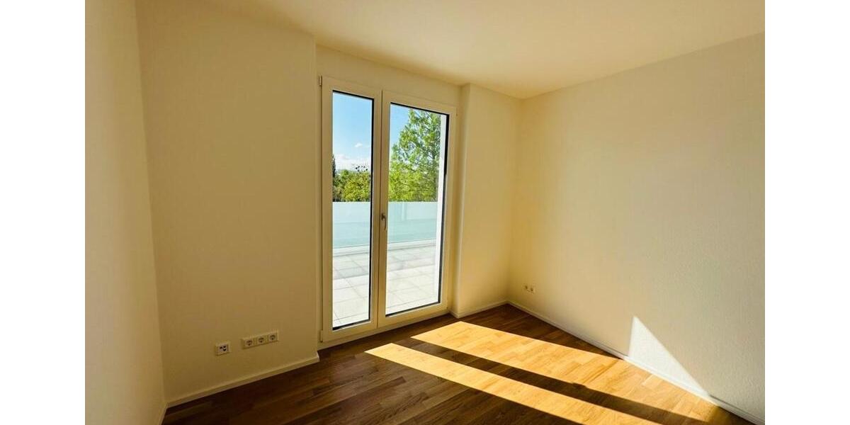 Dachgeschoßwohnung Neckarsulm - 4 Zimmer, 121 m&sup2;, 1.960&euro; | Angebot:25170934