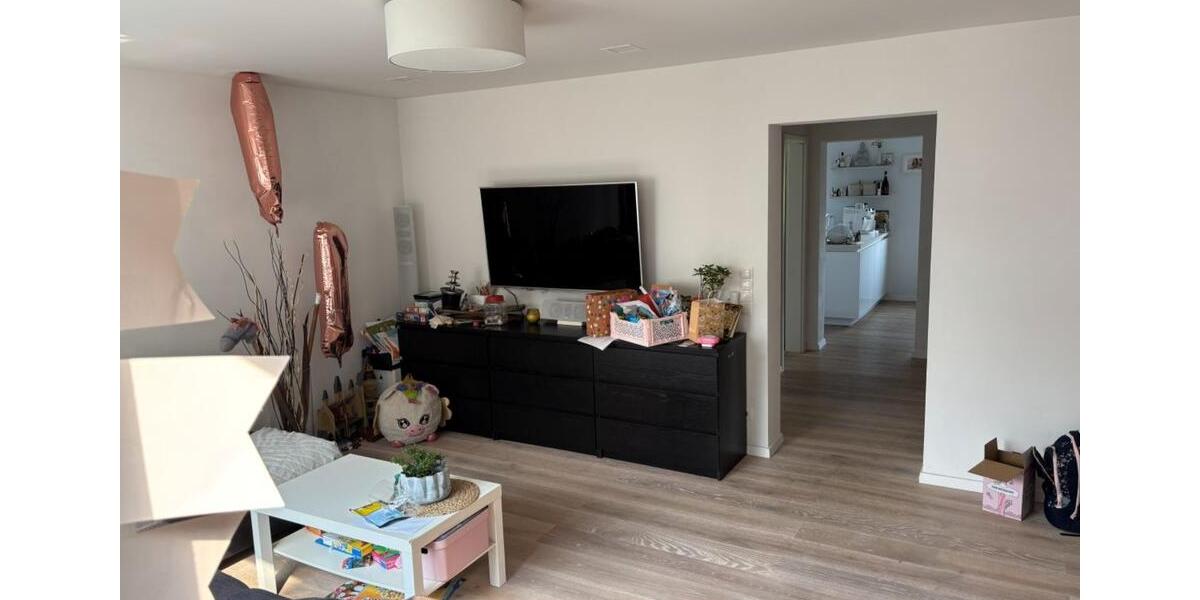 Doppelhaushälfte Freiberg am Neckar - 5.5 Zimmer, 181 m&sup2;, 695.000&euro; | Angebot:24705906