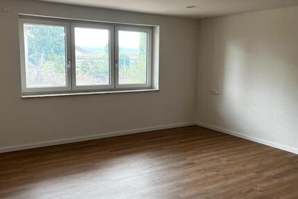 Erstbezug nach Sanierung Modernisierung (EINLIEGERWOHNUNG) 2-Zim 2 zimmer