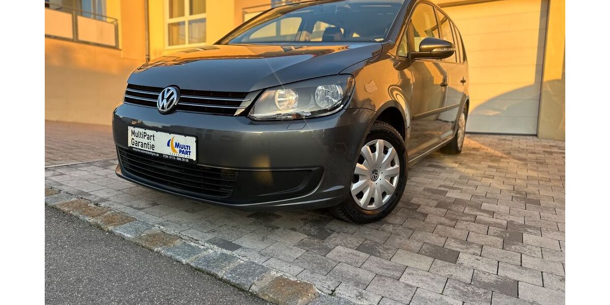 VW Touran 142.000 km 6.780 € Forchtenberg 74670
