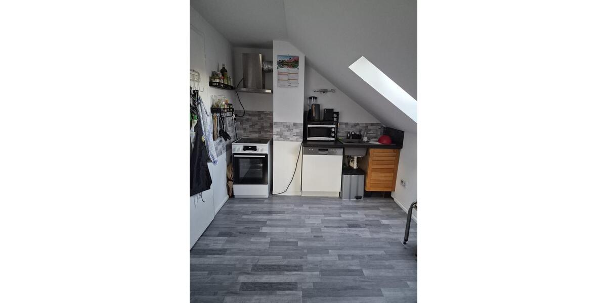 Dachgeschoßwohnung Bad Rappenau - 2.5 Zimmer, 60 m&sup2;, 750&euro; | Angebot:26335042