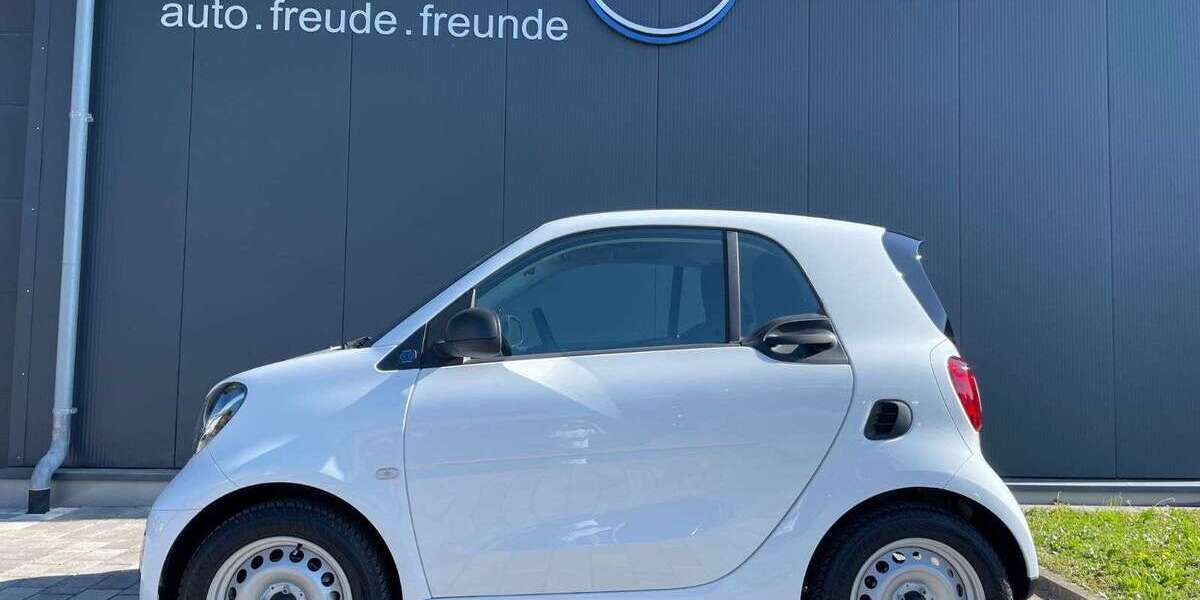 Smart forTwo 8.800 km 12.390 &euro; Steinheim 71711