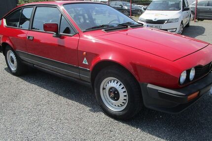 Alfa Romeo GTV 92.000 km 15.500 &euro; Öhringen 74613