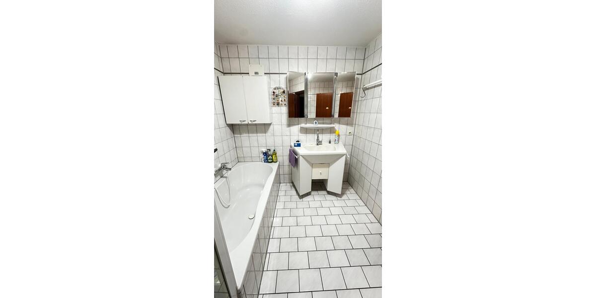 Erdgeschoßwohnung Neuenstadt am Kocher - 4 Zimmer, 95 m&sup2;, 318.000&euro; | Angebot:27067345