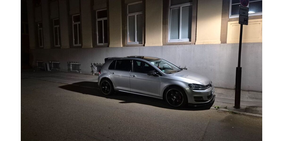 VW Golf 130.000 km 8.700 &euro; Heilbronn 74074
