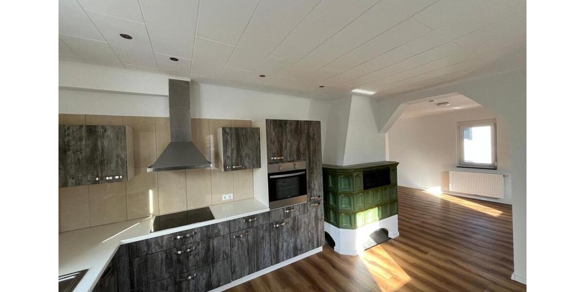 Einfamilienhaus Pfaffenhofen - 6 Zimmer, 200 m&sup2;, 1.750&euro; | Angebot:24700311