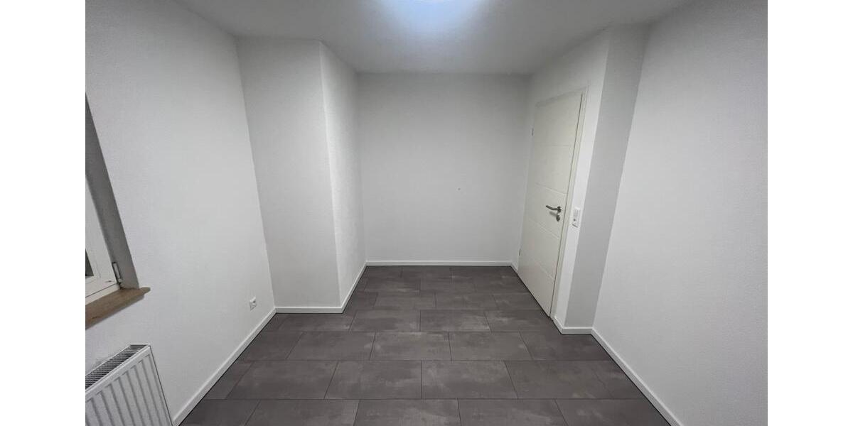 Dachgeschoßwohnung Sachsenheim - 4 Zimmer, 90 m&sup2;, 289.000&euro; | Angebot:24448639