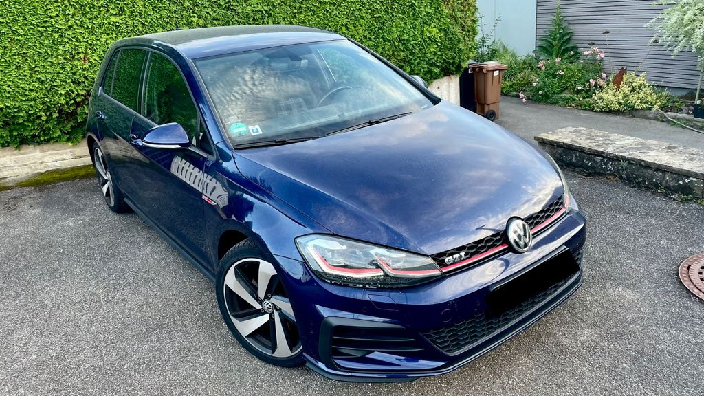 VW Golf 99.950 km 17.490 &euro; Bietigheim-Bissingen 74321