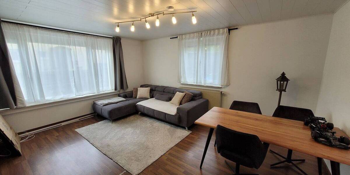 Etagenwohnung Sachsenheim Kleinsachsenheim - 3 Zimmer, 78 m&sup2;, 975&euro; | Angebot:26583870