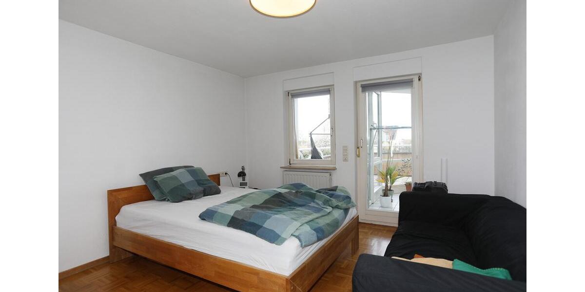 Etagenwohnung Bönnigheim - 2 Zimmer, 82 m&sup2;, 800&euro; | Angebot:26004772