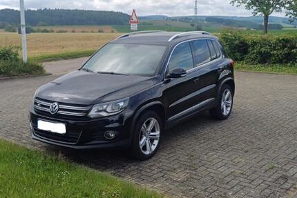 VW Tiguan 164.500 km 14.400 &euro; Helmstadt-Bargen 74921