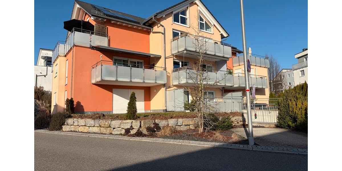 Erdgeschoßwohnung Öhringen - 3 Zimmer, 100 m&sup2;, 1.410&euro; | Angebot:25457002