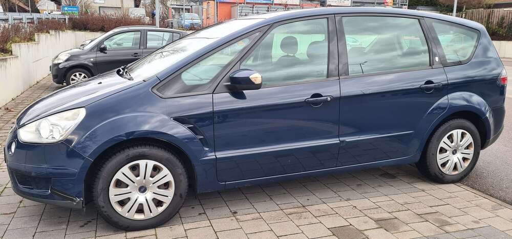 Ford S-Max 281.858 km 2.500 &euro; Ilsfeld 74360