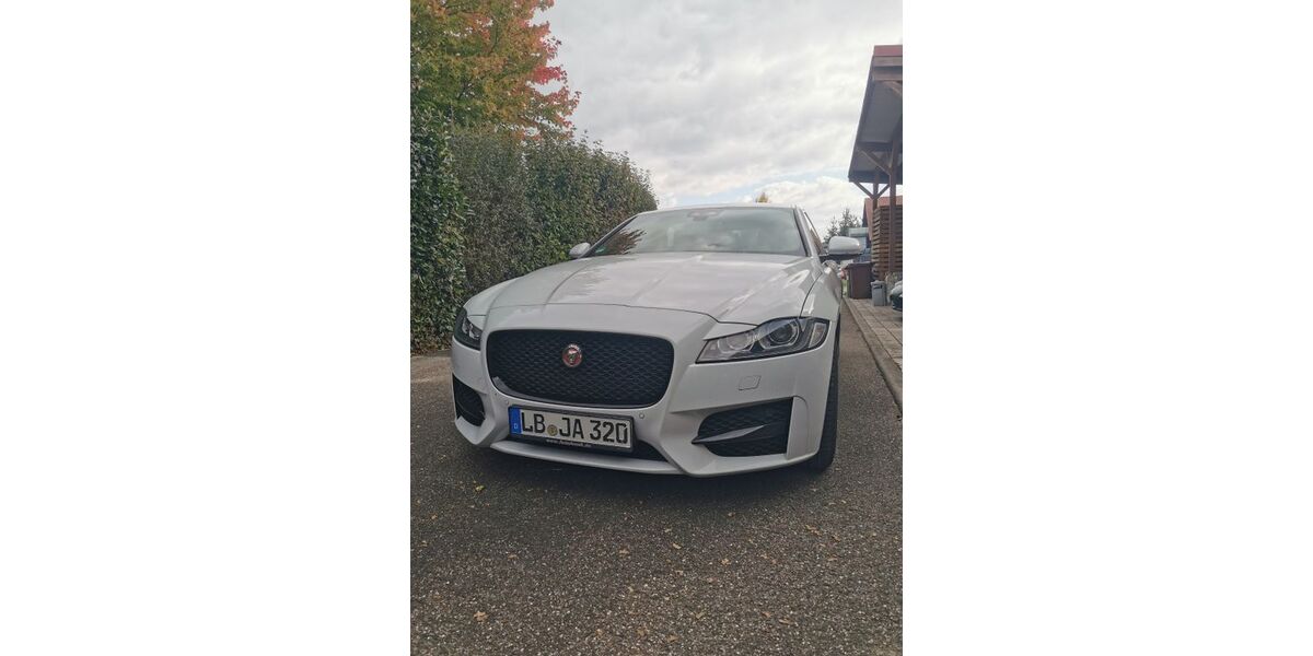 Jaguar XF 98.000 km 25.500 &euro; Sachsenheim 74343